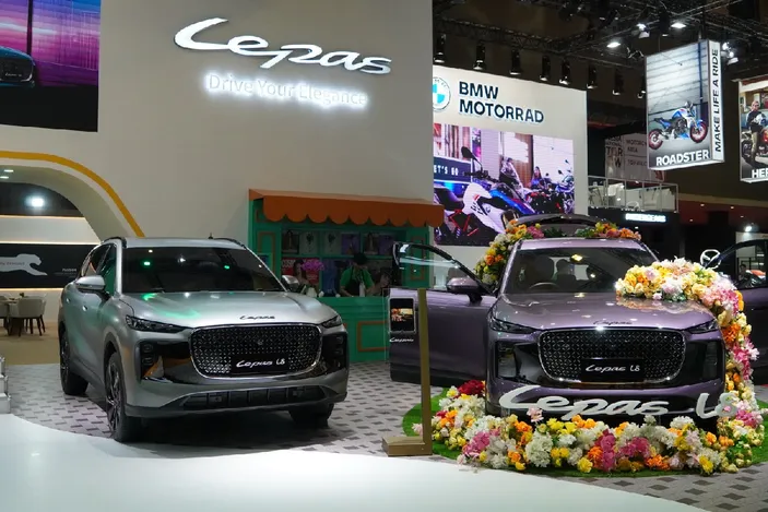 LEPAS L8 Tampil dengan Sentuhan Elegan di IIMS 2026 dan Ajak Pengunjung Test Drive Perdana